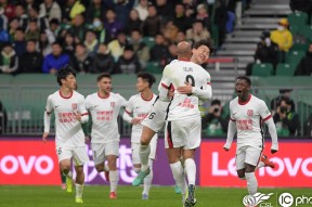 今晚突围战来临，北京国安围绕足总杯更衣室发声，赛场秩序良好，更衣室氛围转暖的简单介绍-尊龙网页版